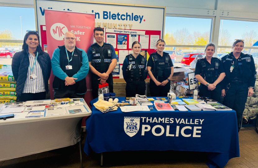 Cllr Muzammil at Roadshow