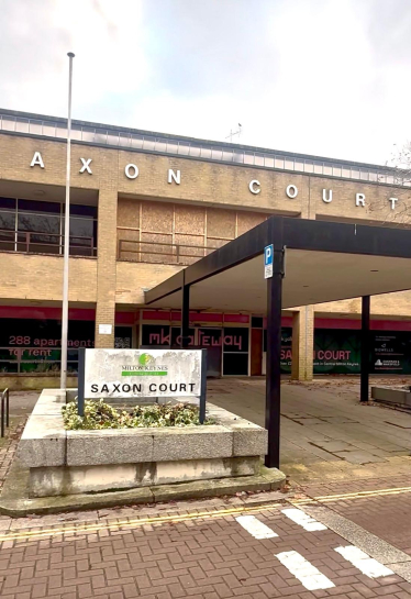 Saxon Court 